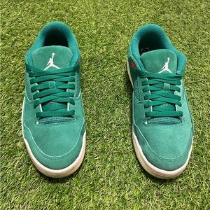 💥 Jordan Flight Court
Malachite
